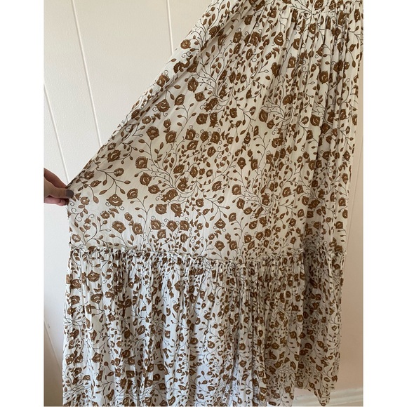 Daughters of India Lopa Maxi Dress Cream & Gold Floral Size Medium - Picture 7 of 9